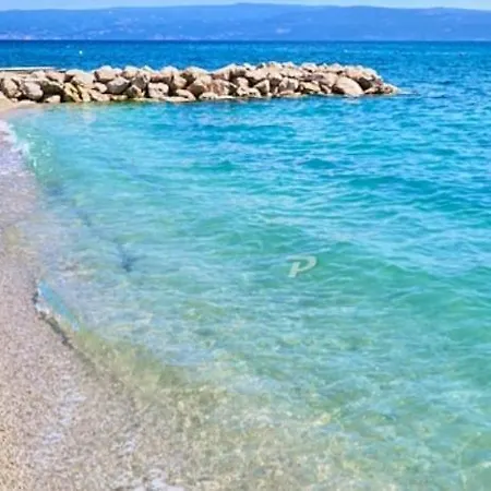 Summer , 4 Rooms, Sea View With Jacuzzi * Podstrana