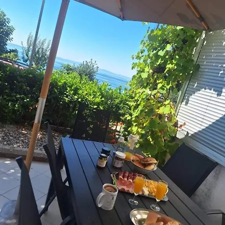 Summer , 4 Rooms, Sea View With Jacuzzi Guest house *