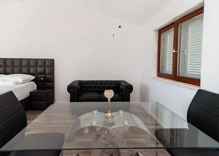 Penthouse And La Diva Adriatica 3*