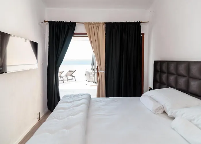 Penthouse And La Diva Adriatica Гостевой дом