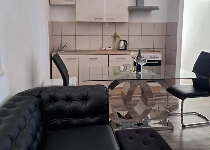 Penthouse And La Diva Adriatica Гостевой дом